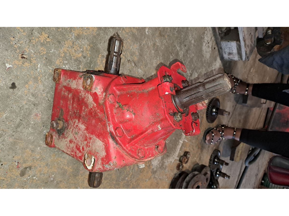 BOITIER DE RENVOI D ANGLE CAT NOVA 310T LP : 786