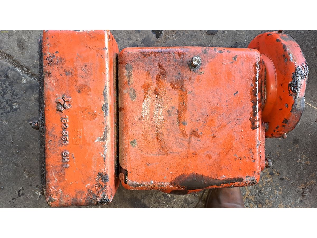 BOITIER COMPLET VIDE HK 22 LP : 803