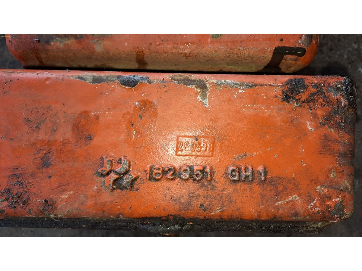 BOITIER COMPLET VIDE HK 22 LP : 803