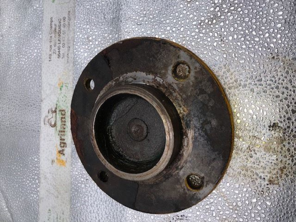 CHAPEAU DE PALIER SUPERIEUR  LP : 1736