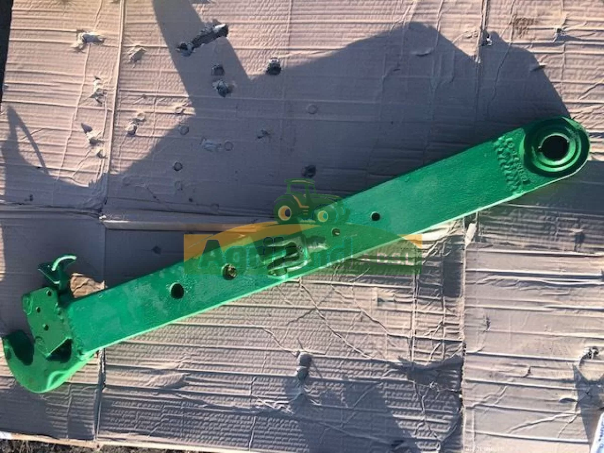 BARRE DE TRACTION GAUCHE ( RELEVAGE ARR) LP : 1854