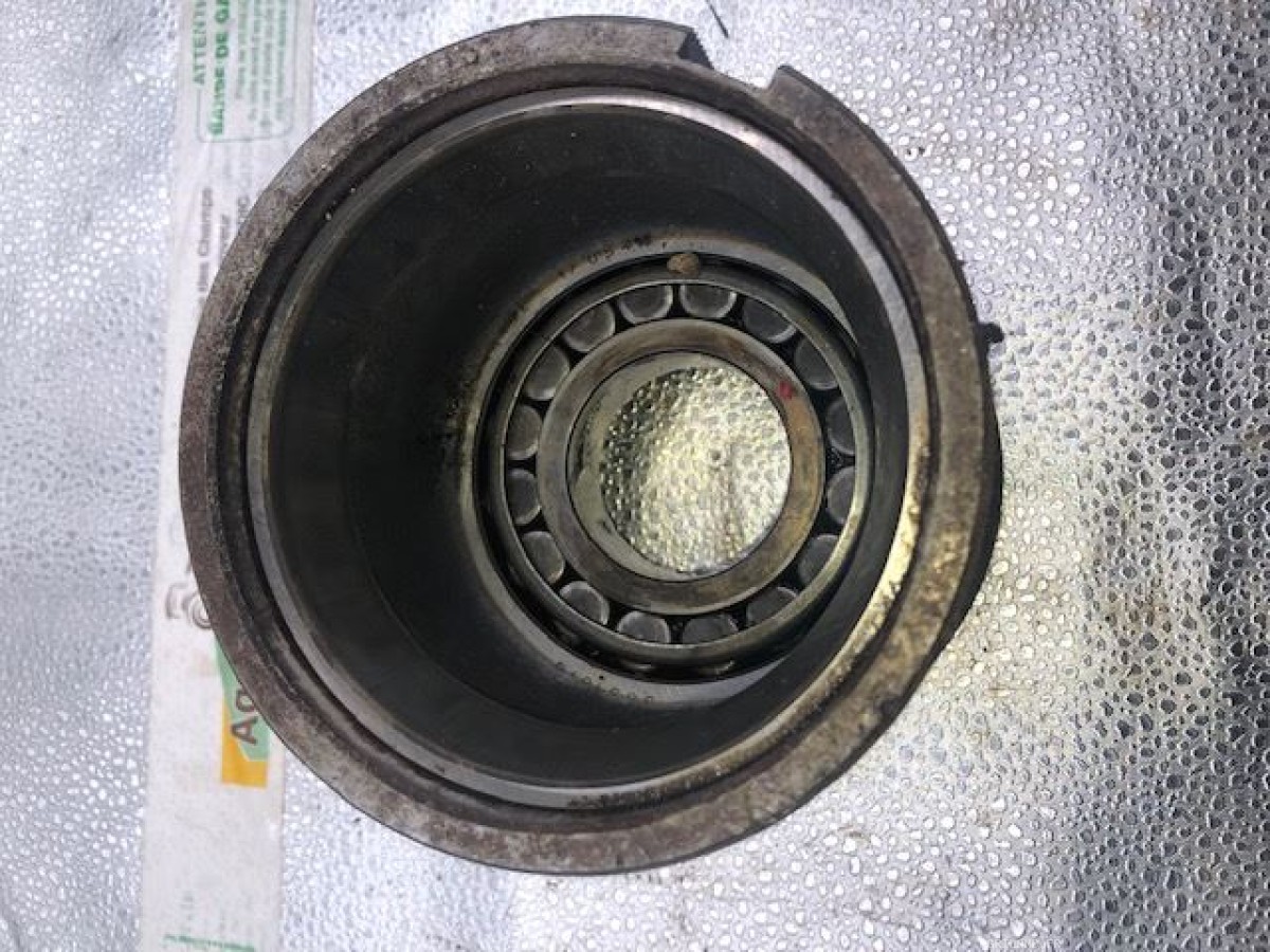 PALIER LATERAL ET CENTRAL  LP : 551