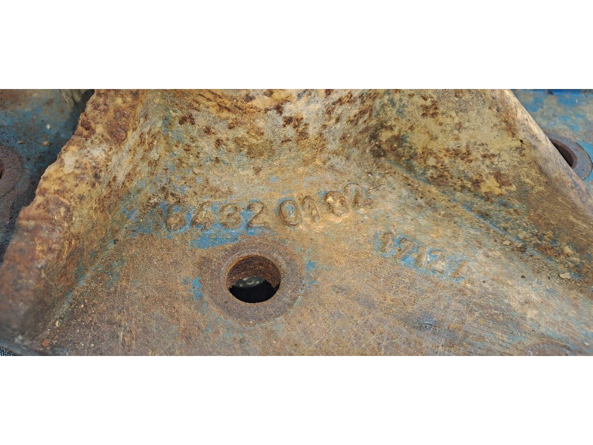 ARBRE PORTE DENT LATERAL ET CENTRAL AVEC SON PALIER LP : 1358