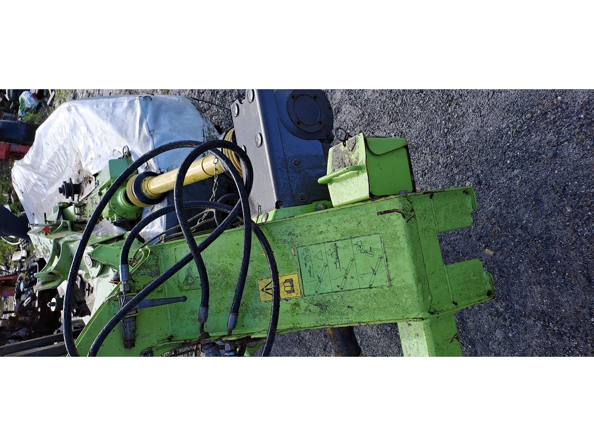 TETE D ATTELAGE  LP : 1864