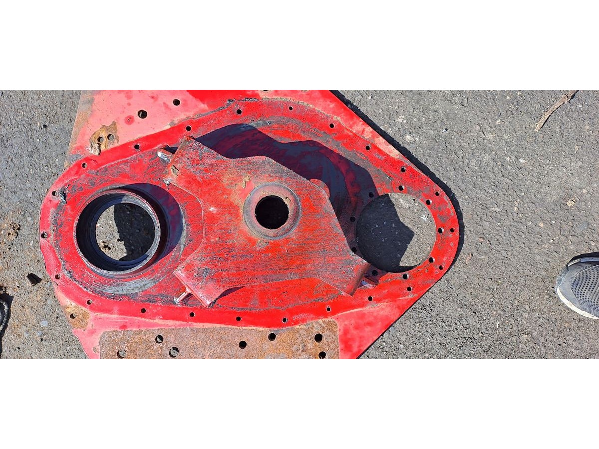 FLASQUE LATEREALE GAUCHE (COTE ENTRAINEMENT) LP : 1518