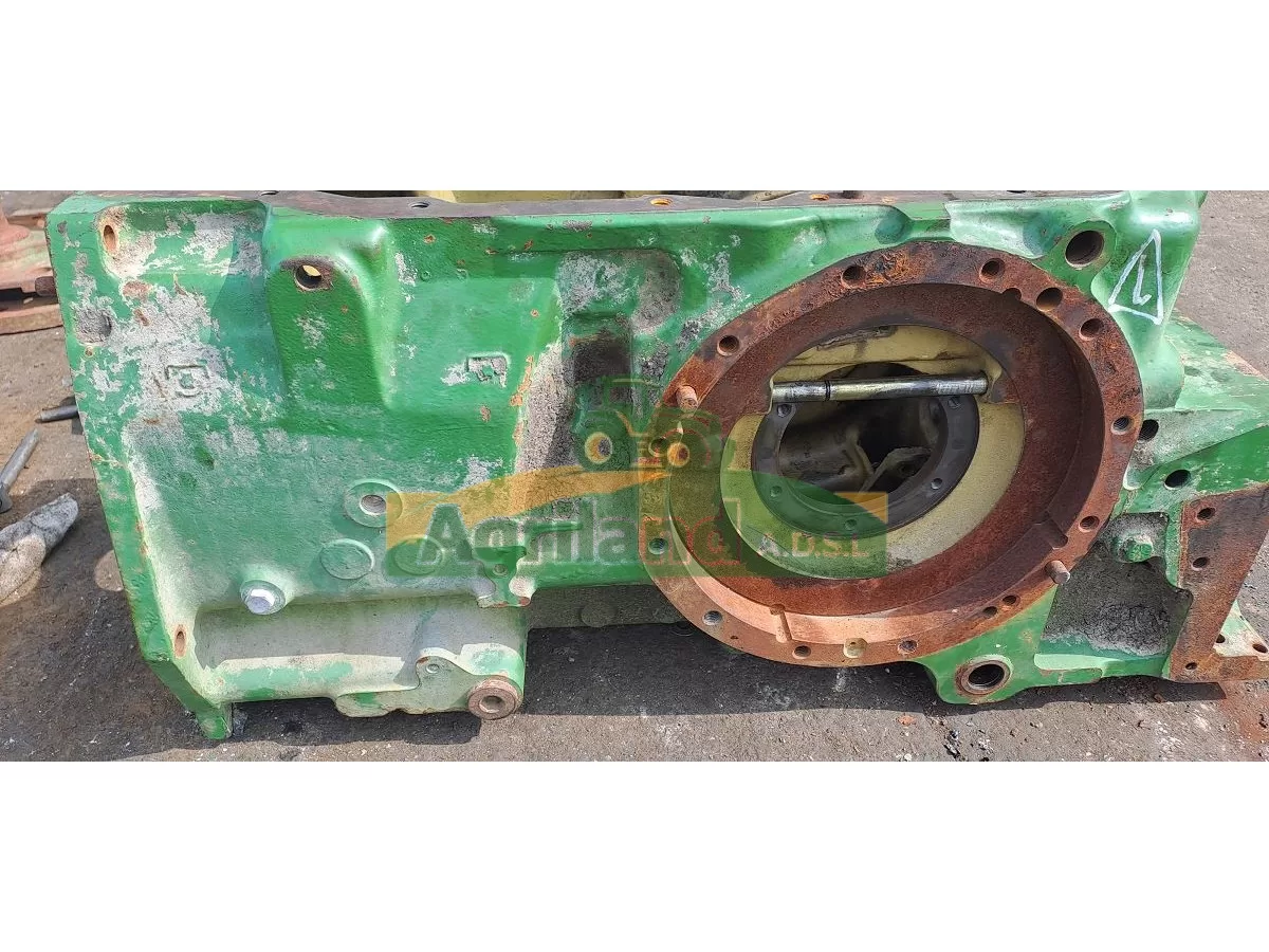 CARTER DE DIFFERENTIEL ET BOITE DE VITESSE LP : 994