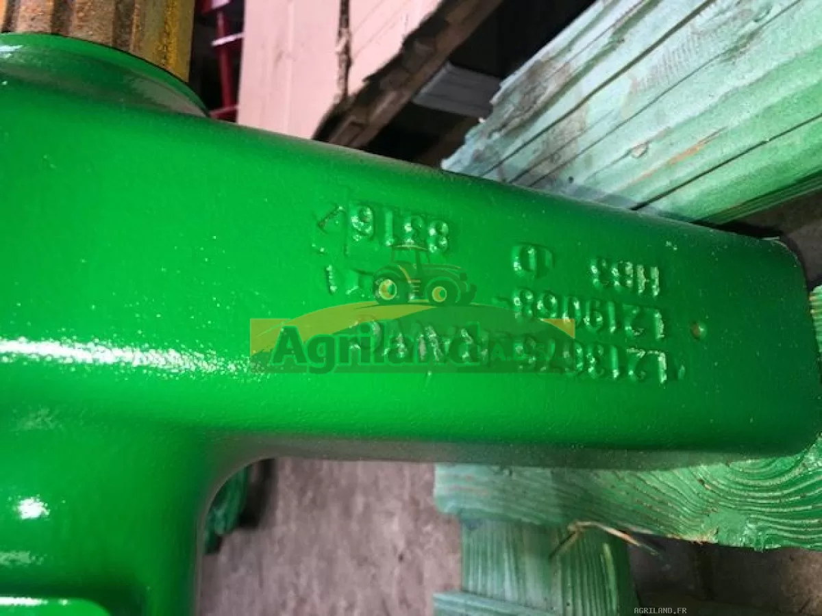 APPUI DE BRAS DE RELEVAGE ARRIERE  LP : 1747