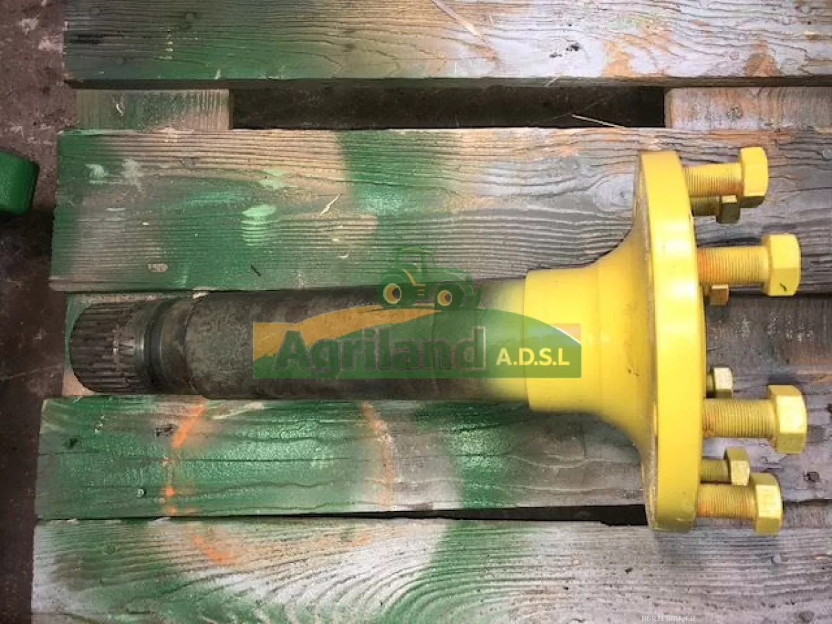 ARBRE DE ROUE ARRIERE DROITE ET GAUCHE LP : 1747