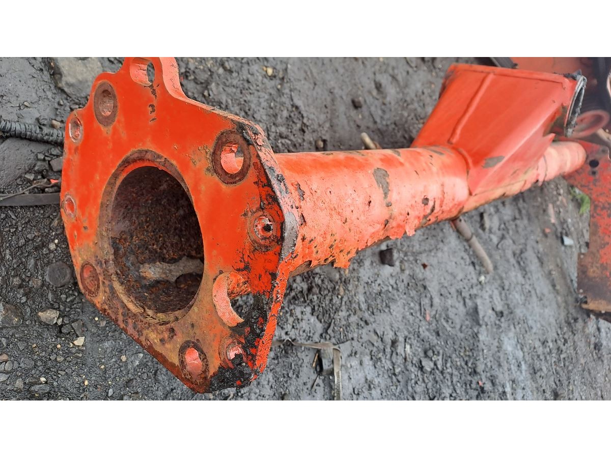 TUBE SUPPORT DE LAMIER LP : 1318