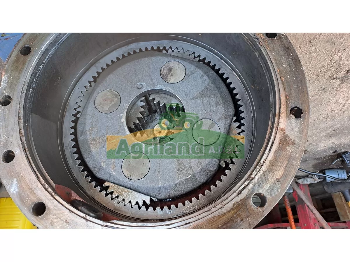 TROMPETTE ARRIERE GAUCHE AVEC ARBRE DE ROUE REDUCTEUR ET DEMI ARBRE