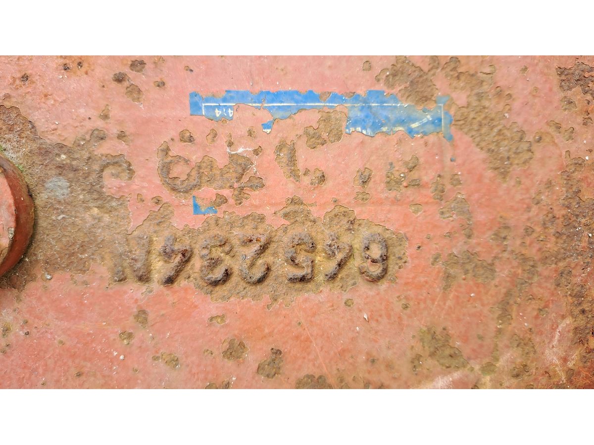 SUPPORT DE FUSEE ET FUSEE