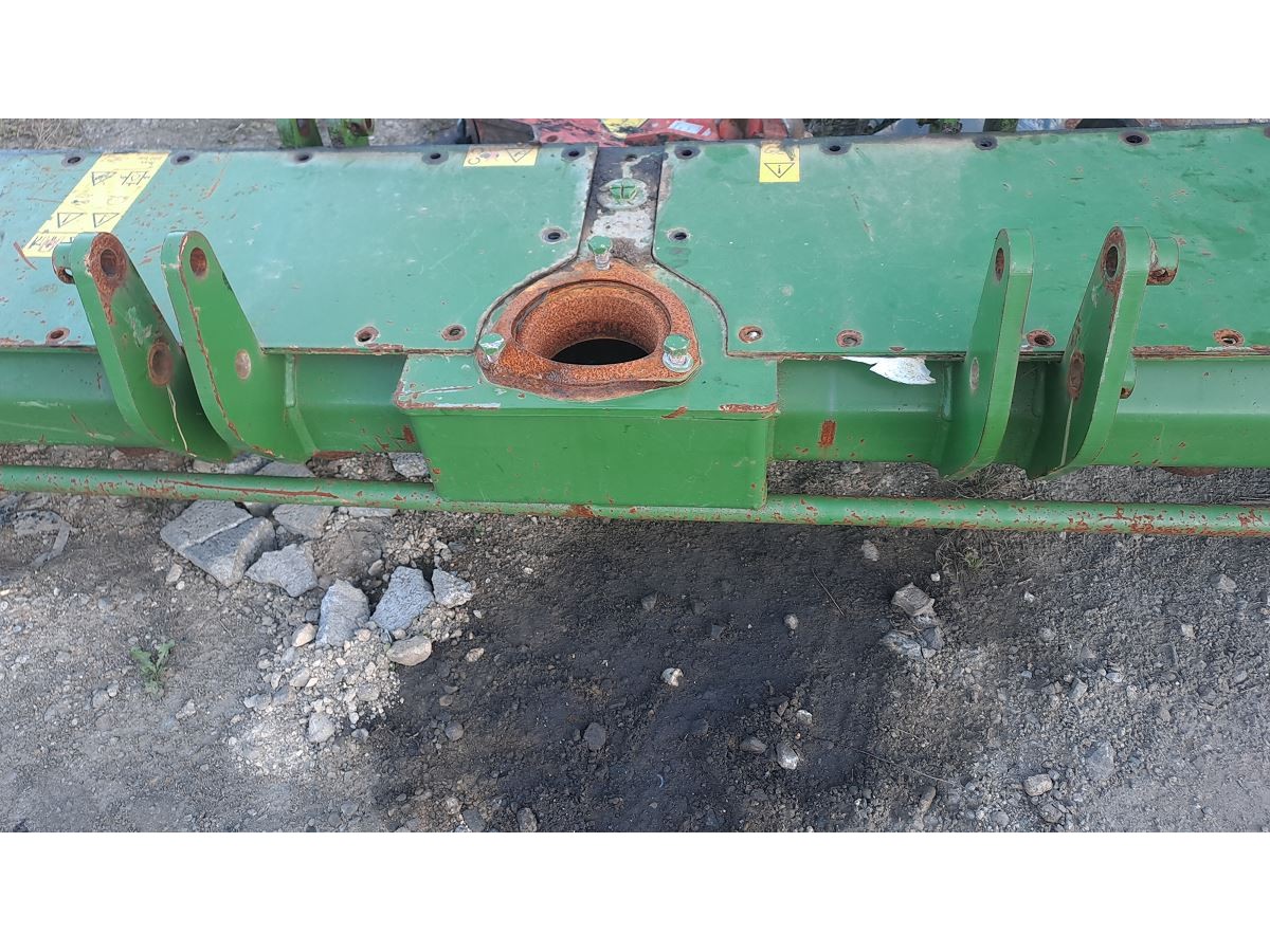 CARTER D ENGRENAGE VIDE AVEC COUVERCLE