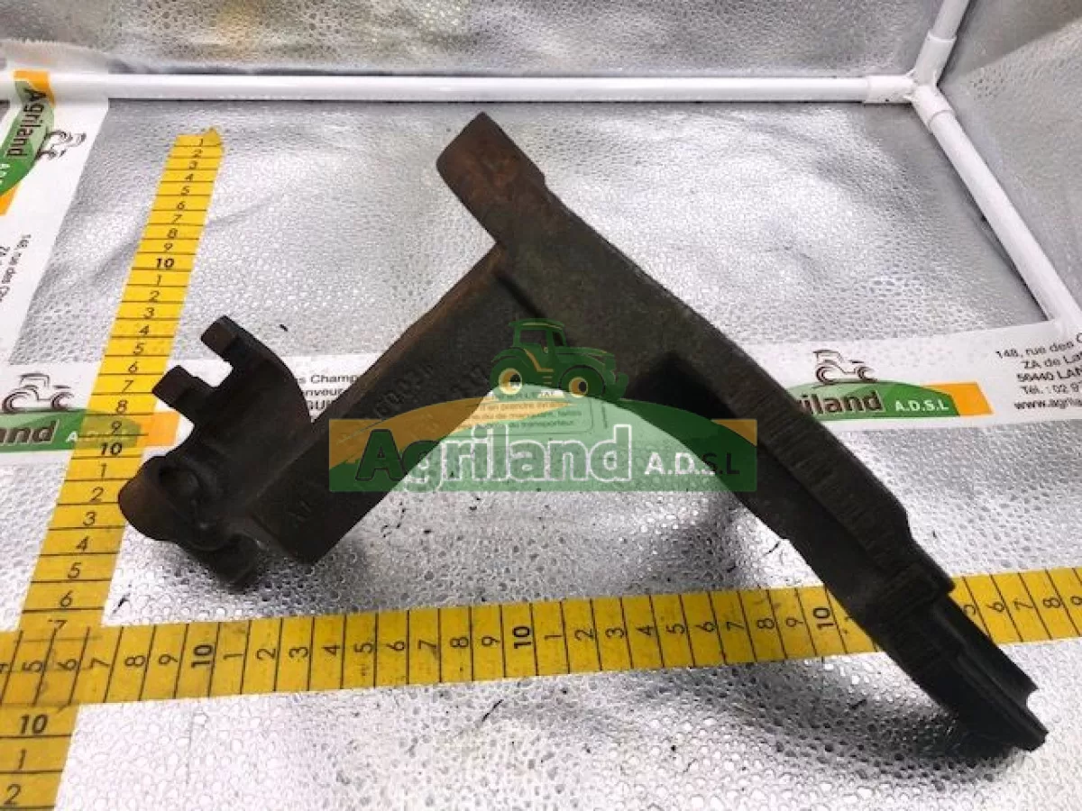 FOURCHETTE D'EMBRAYAGE 