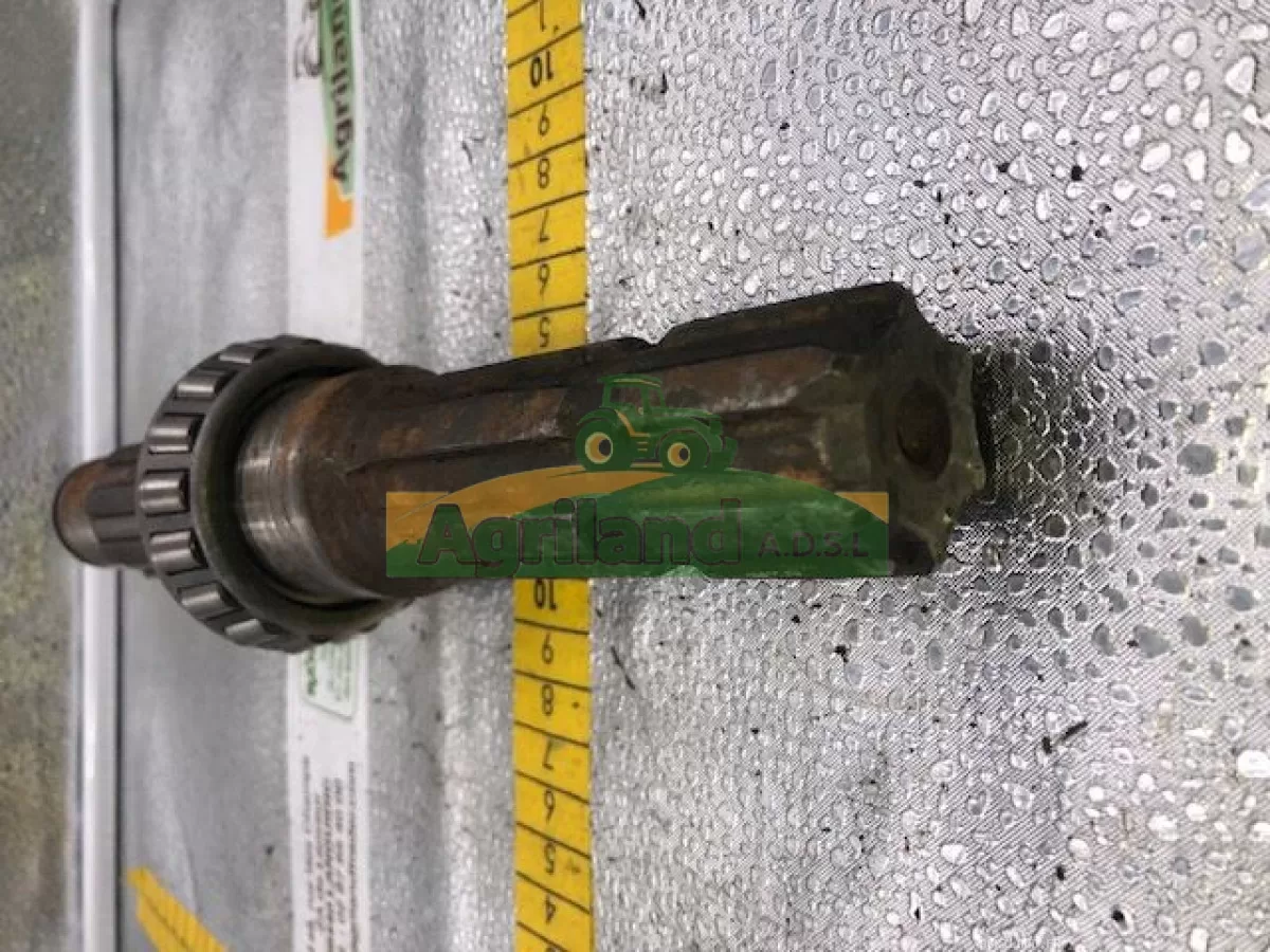 ARBRE DE PRISE DE FORCE ARRIERE 