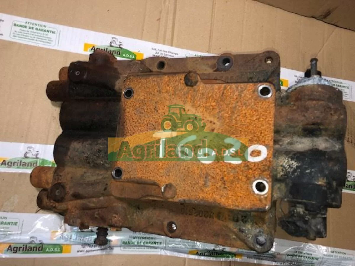 COUVERCLE DE COMMANDE 