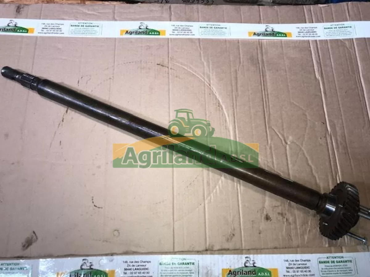 ARBRE D'ENTRAINEMENT DE LA PRISE DE FORCE   L =735 CM