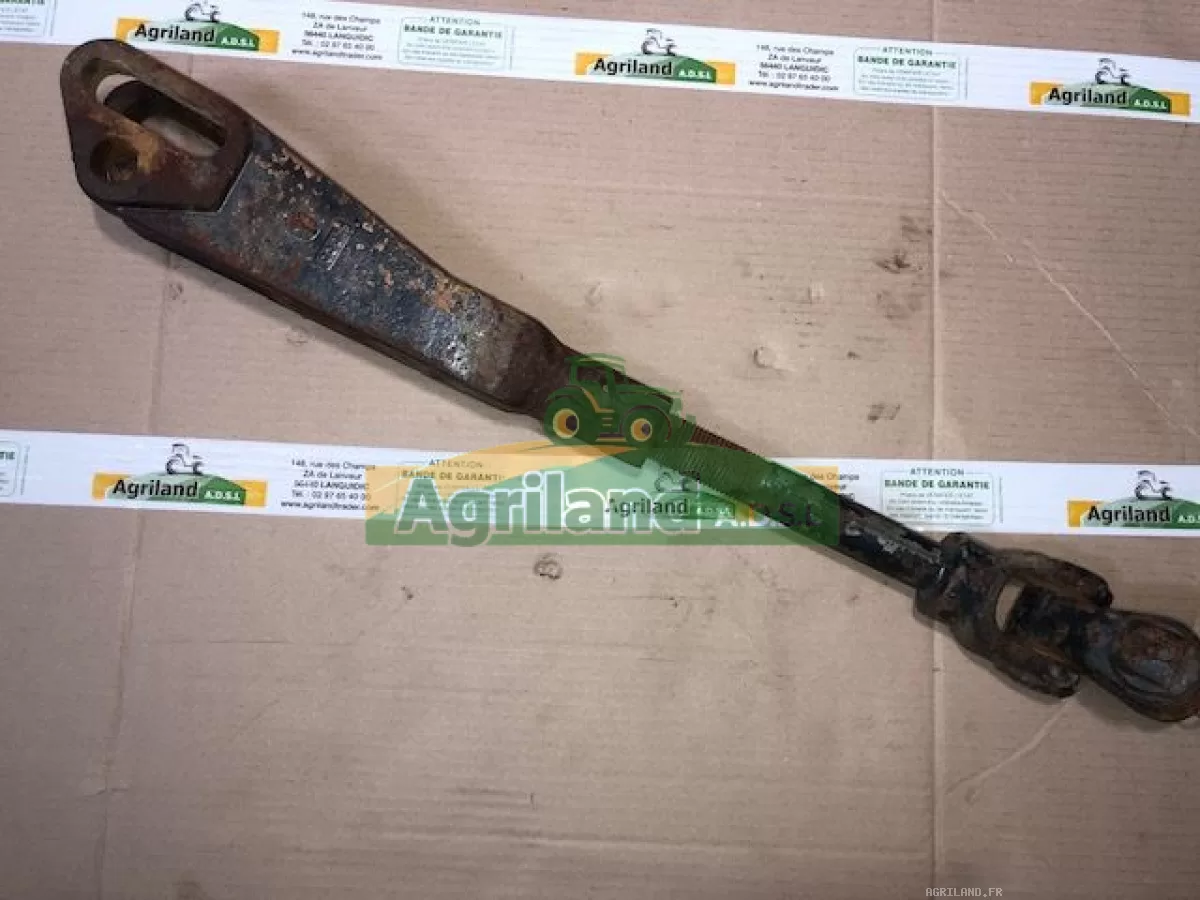 CHAPE D'ATTELAGE M33X3