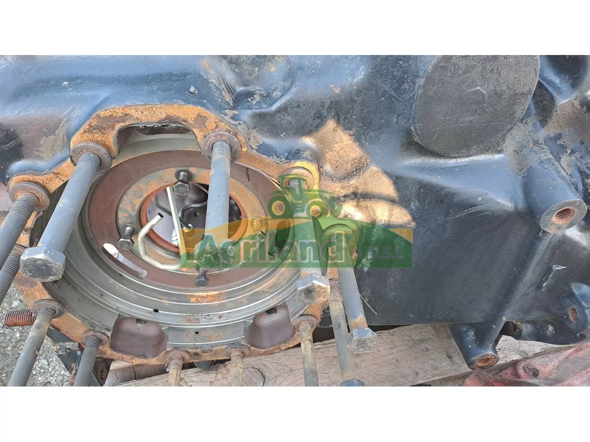 CARTER DE DIFFERENTIEL ARRIERE VIDE