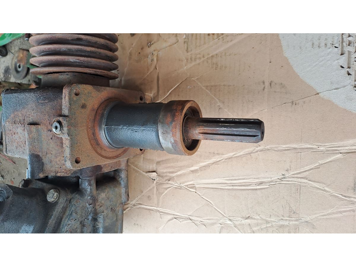 BOITIER DE TRANSMISSION PRINCIPAL COMPLET AVEC POULIE