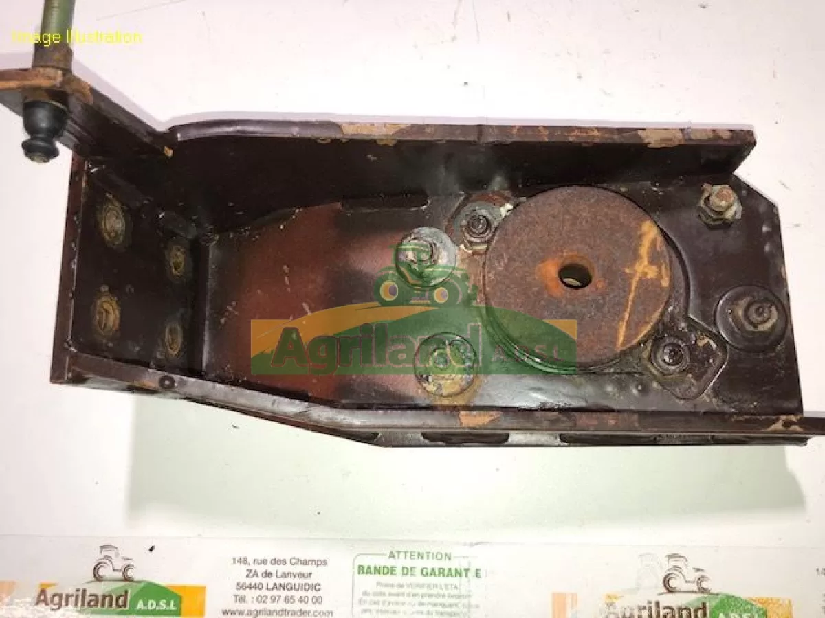 SUPPORT DE CABINE GAUCHE 