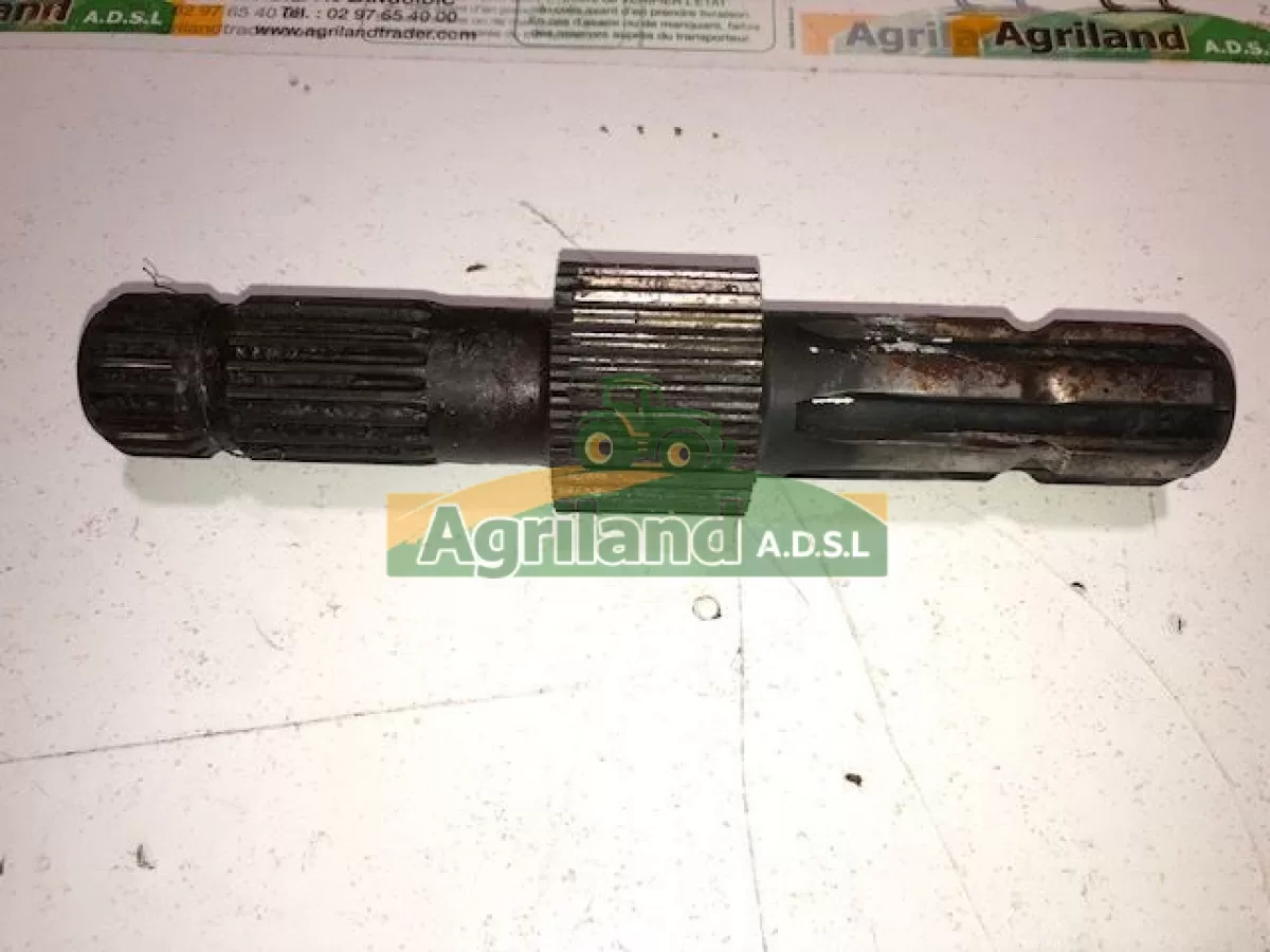 ARBRE DE PRISE DE FORCE ARRIERE 