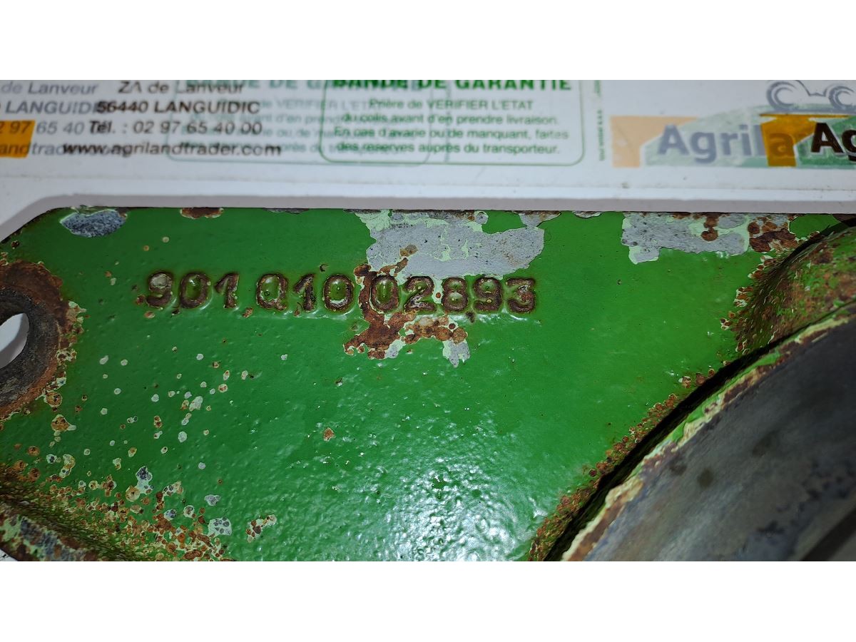 EMBASE DE BOITIER (AVEC TROU DE FIXATION DIAM 14)