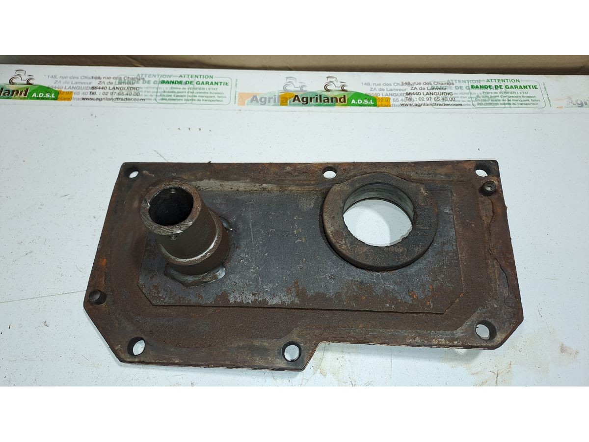 CARTER ARRIERE POUR SORTIE DE PTO