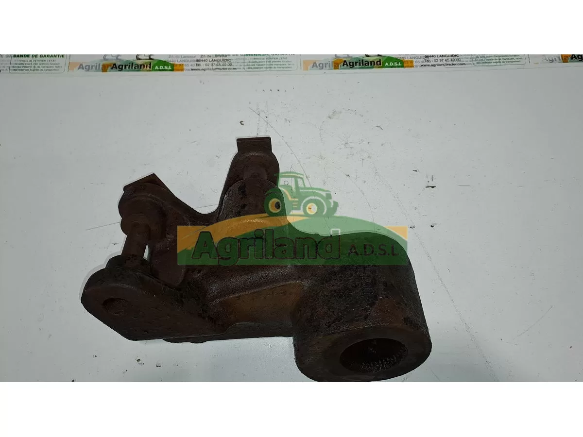 BRAS DE RELEVAGE DROIT AVEC CHAPE VERIN ADDITIONNEL 