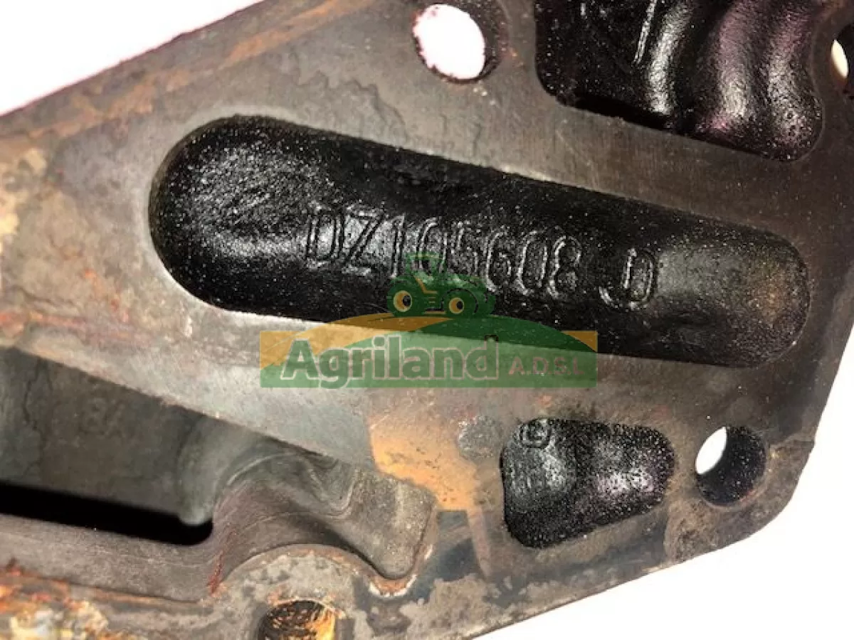 SUPPORT DE REFROIDISSEUR D'HUILE 