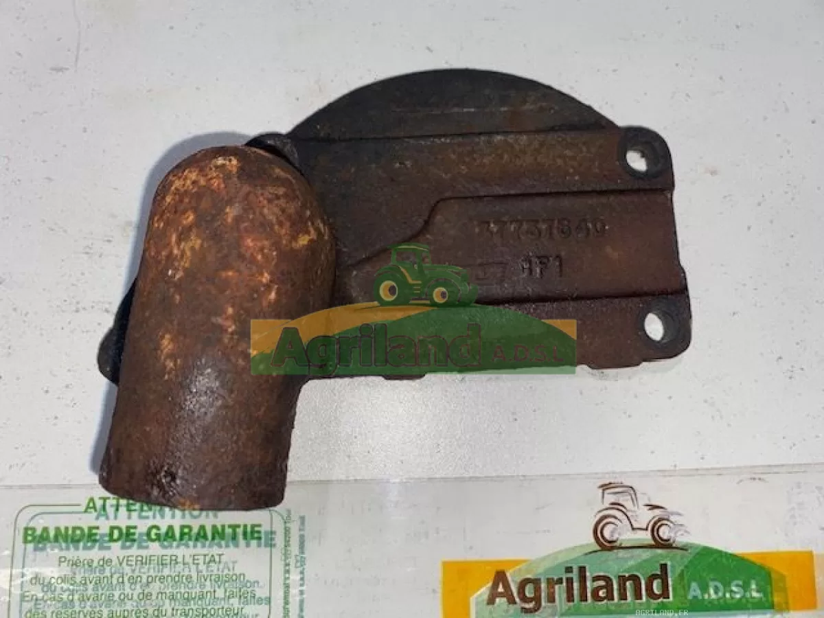 SUPPORT INTERIEUR DE POMPE À  EAU 