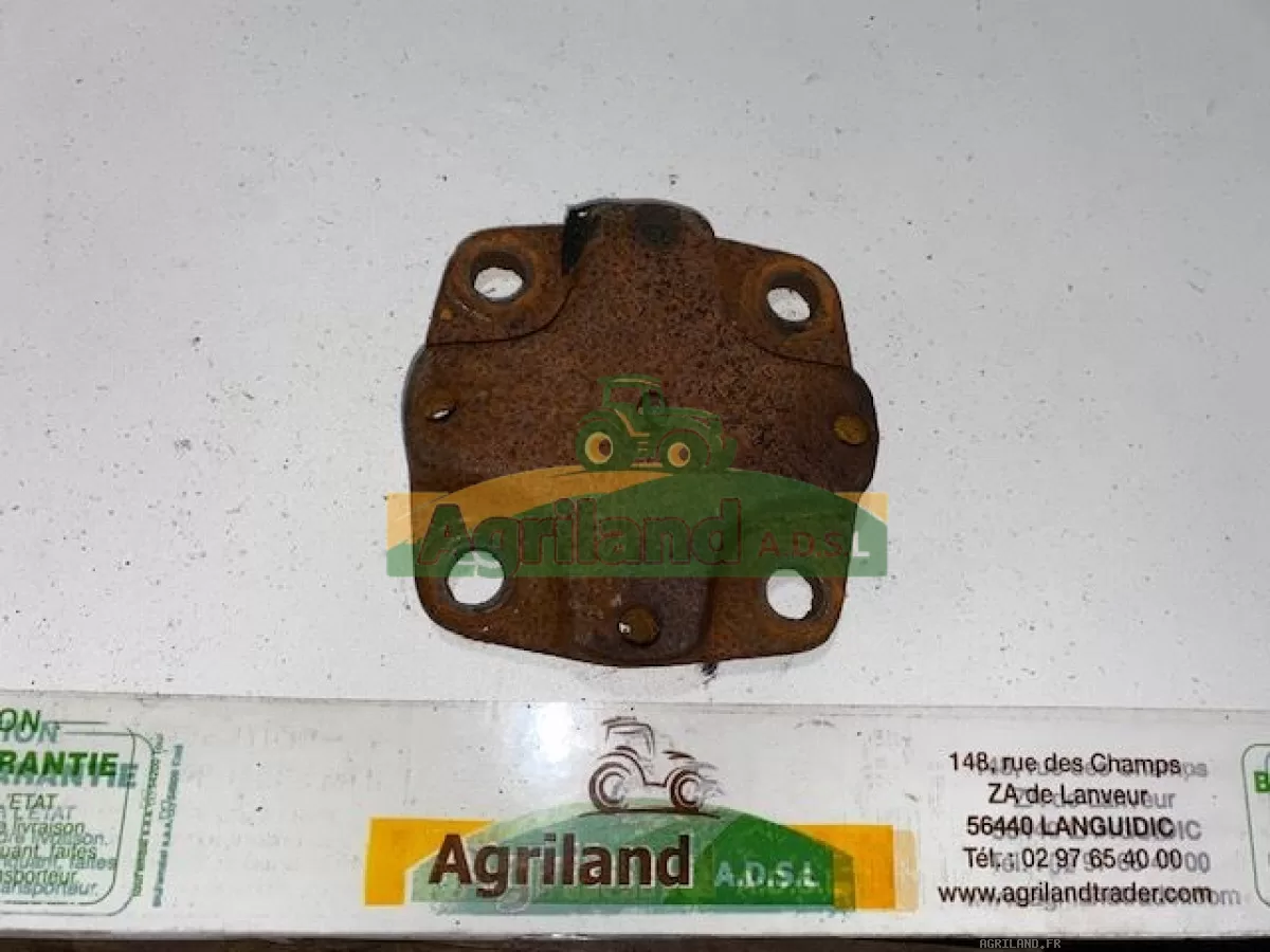 COUVERCLE DE PIVOT AVANT 