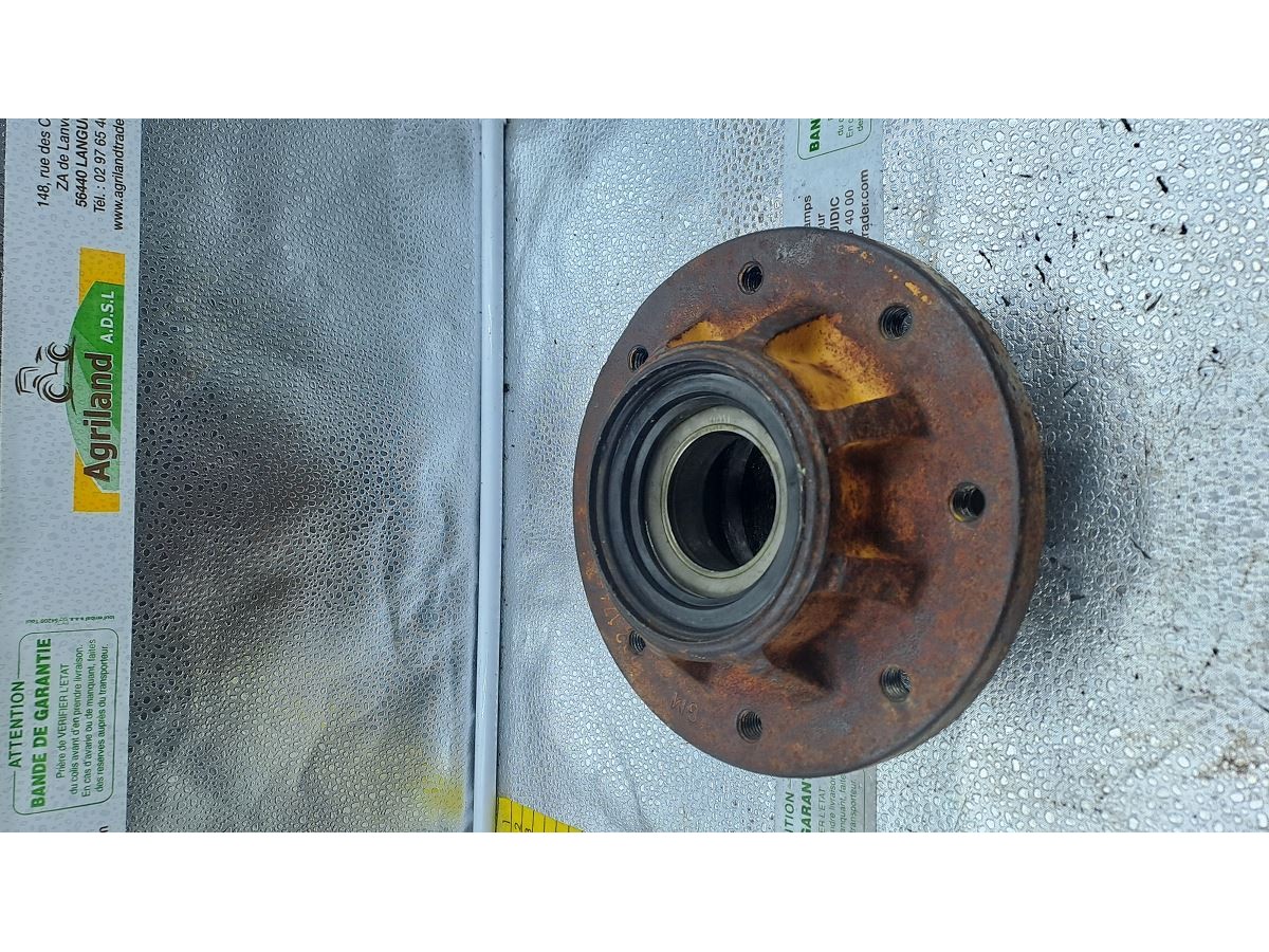 PALIER LATERAL 8 TROUS DE FIXATION