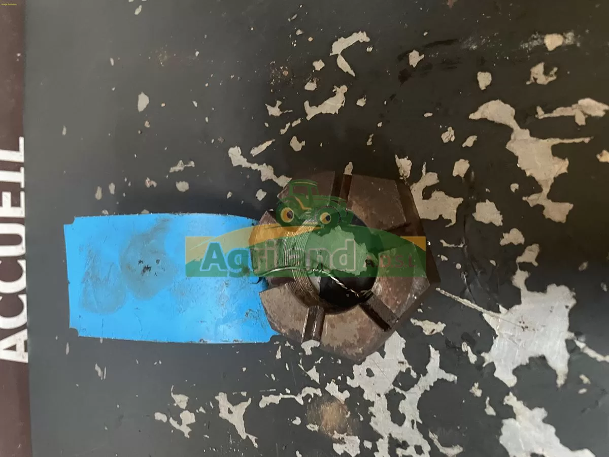 ECROU A CRENEAU M40 X 1,5 MM