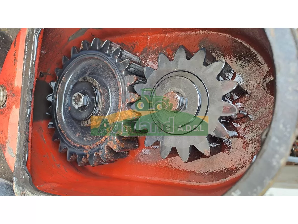 BOITIER LATERAL (POUR PIECES) 