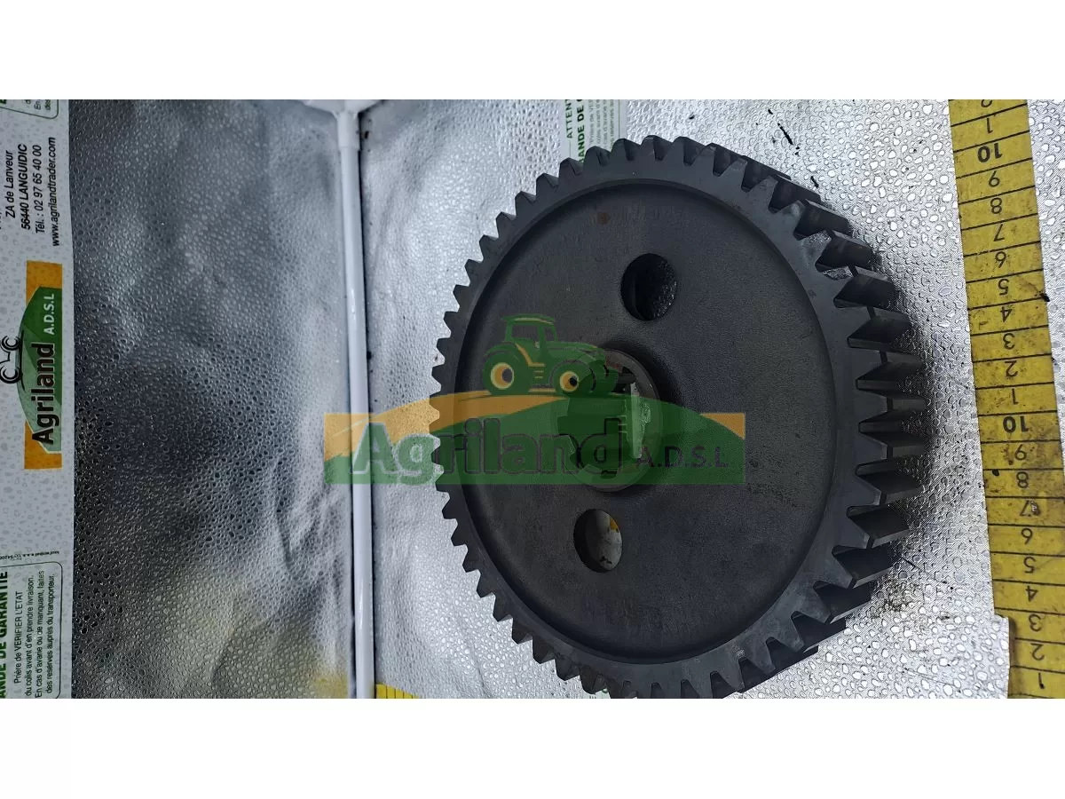 PIGNON CENTRAL Z48 CANNELURE 8 
