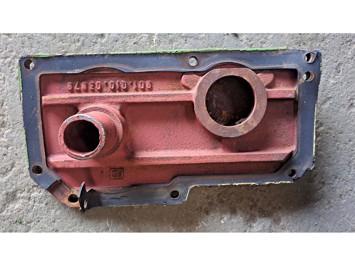 CARTER ARRIERE POUR SORTIE DE PTO