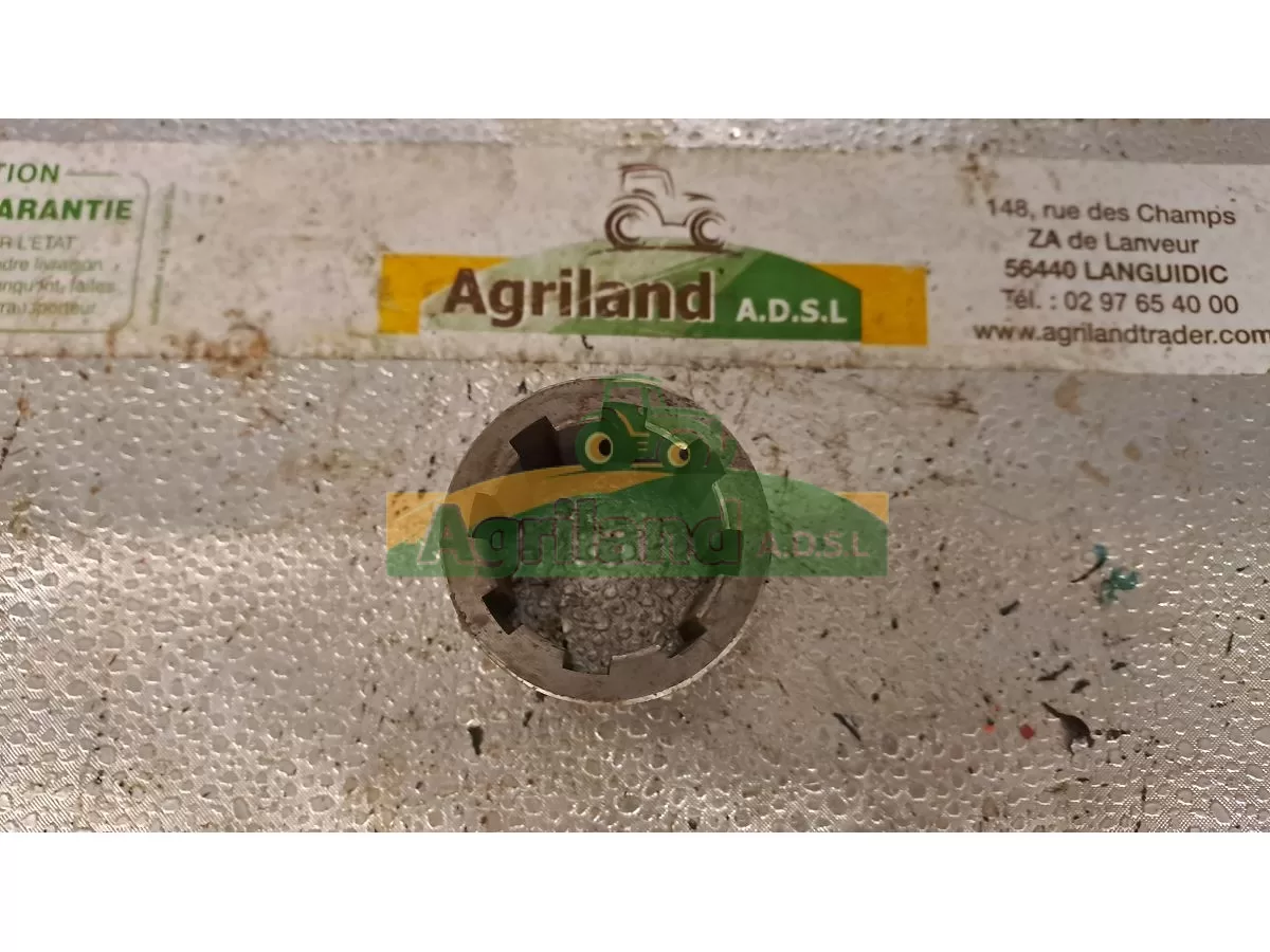 DOUILLE BLOCAGE PIGNON DE BOITIER LONG=40