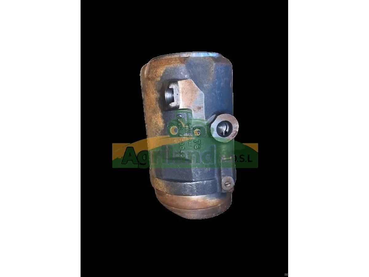 CYLINDRE DE RELEVAGE ARRIERE 