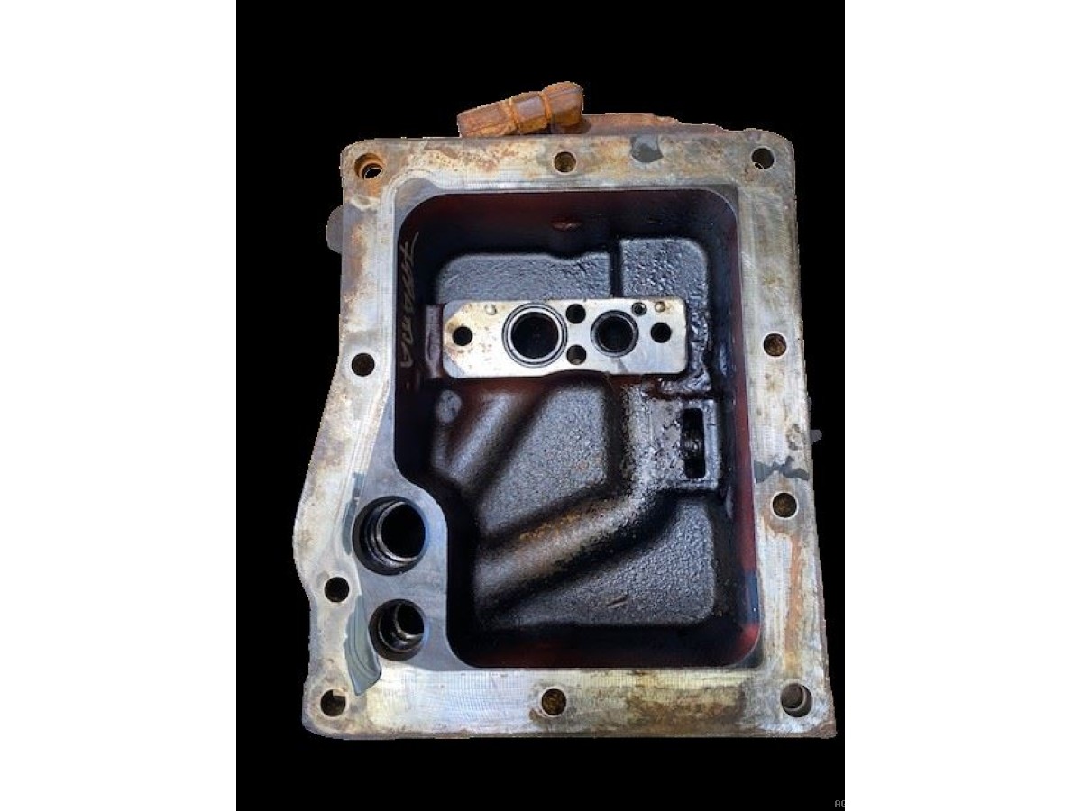 COUVERCLE DE POMPE HYD