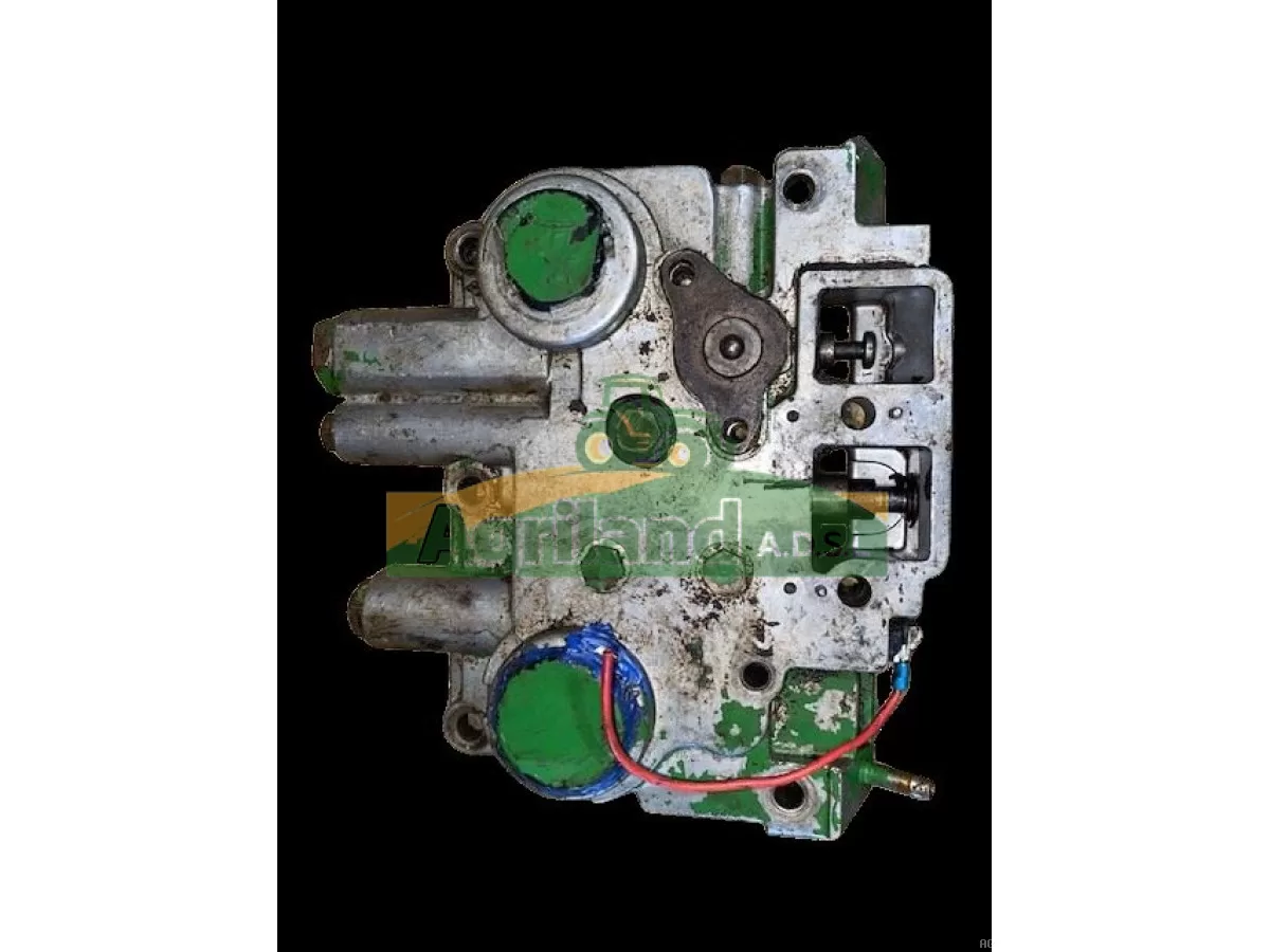 COUVERCLE DE COMMANDE DE VITESSE