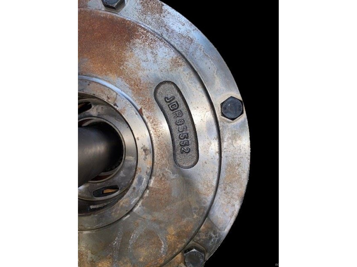 EMBRAYAGE DE MARCHE AVANT 