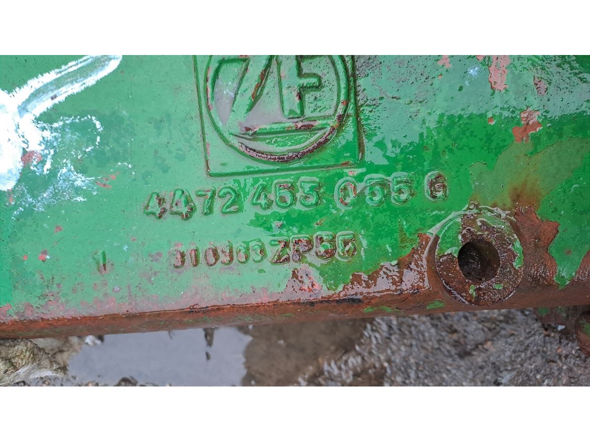 POUTRES DE PONT AV AVEC UN REDUCTEUR DROIT COUPLE CONIQUE APL 345