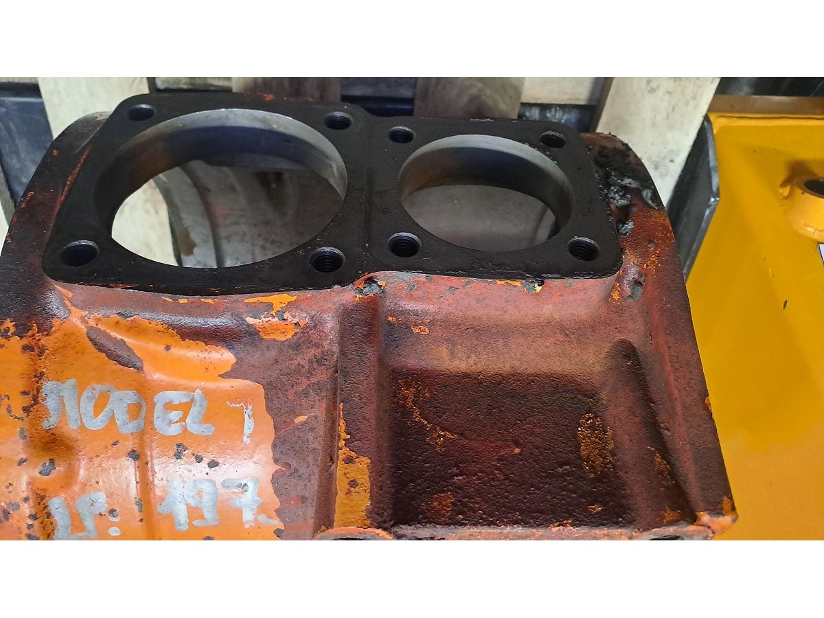 BOITIER CENTRAL VIDE (ATTENTION SPECIFIQUE MODEL T