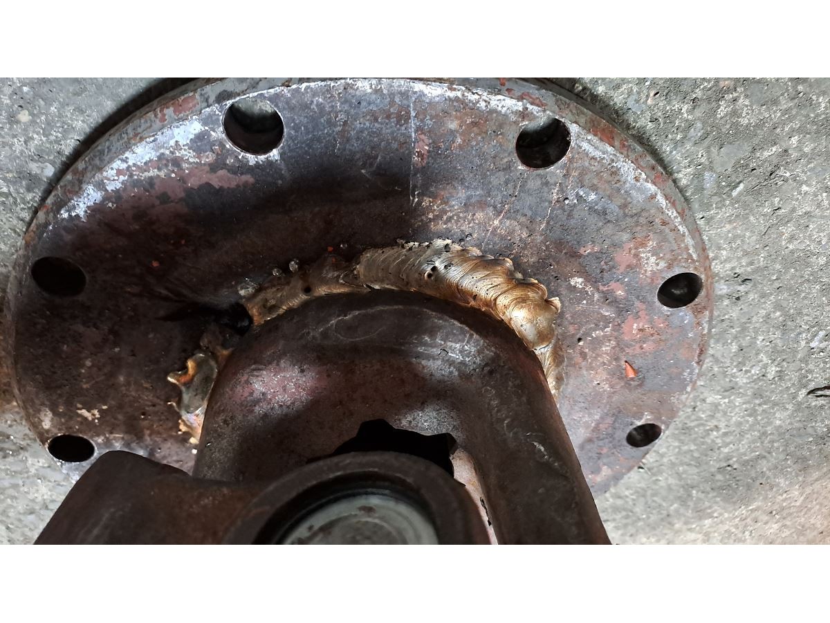 DEMI CARDAN TUBE ETOILE FEMELLE AVEC MACHOIRE A PLATEAU