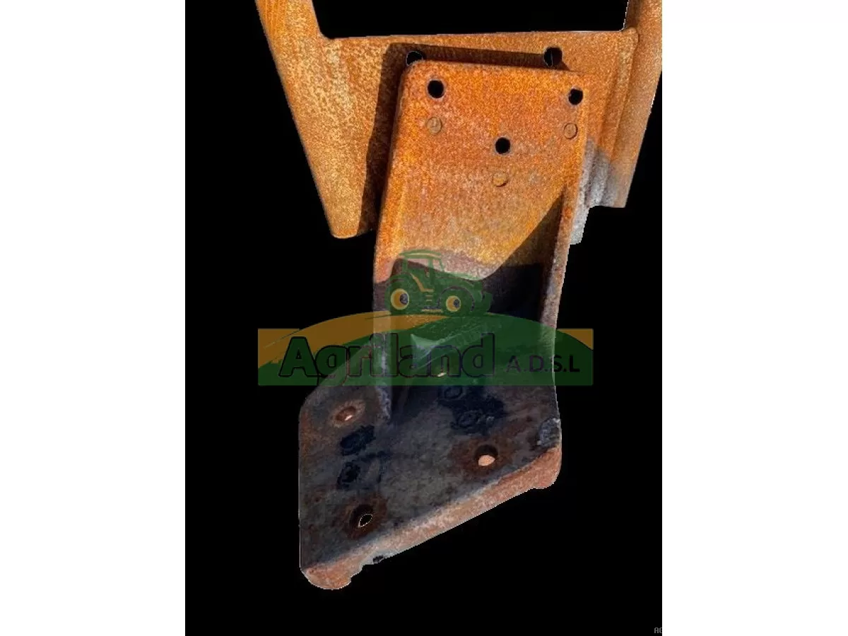 SUPPORT + APPUI DE GARDE BOUE GAUCHE ( JANTE EN R28) 