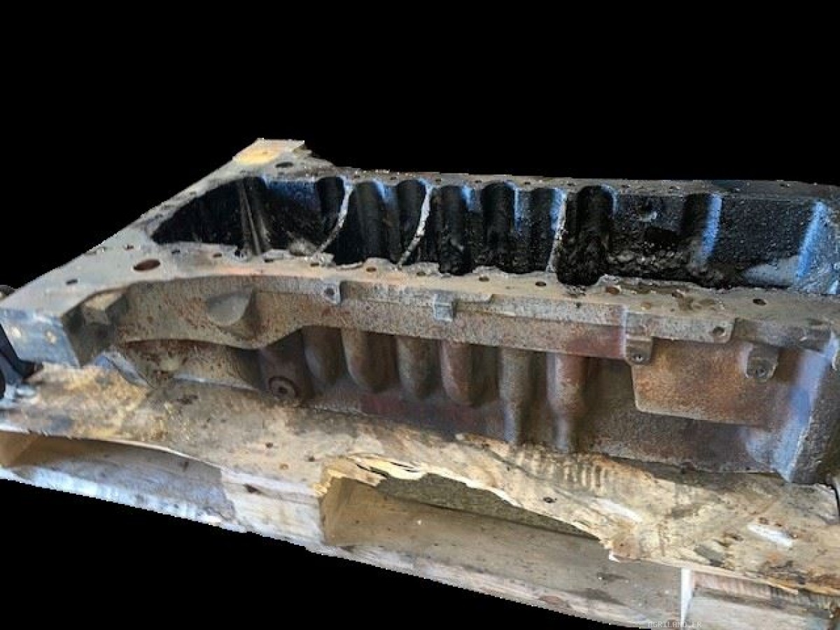 CARTER D'HUILE MOTEUR