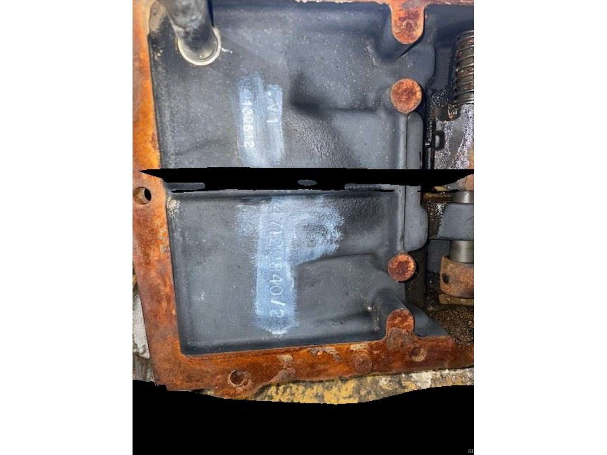 COUVERCLE DE TRANSMISSION 