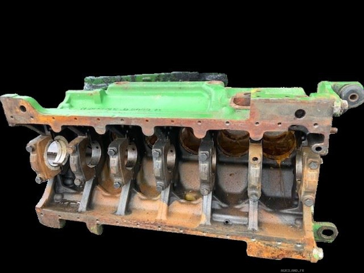 BLOC NU AVEC PALIERS 