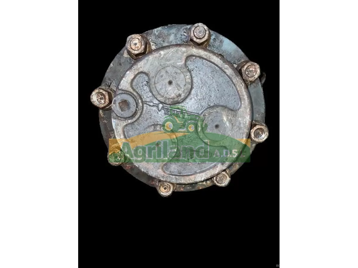 PORTE SATELLITE + MOYEU DE REDUCTEUR AV 