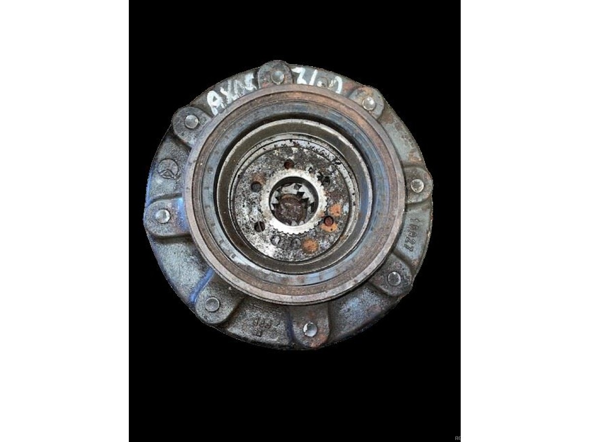 PORTE SATELLITE + MOYEU DE REDUCTEUR AV 